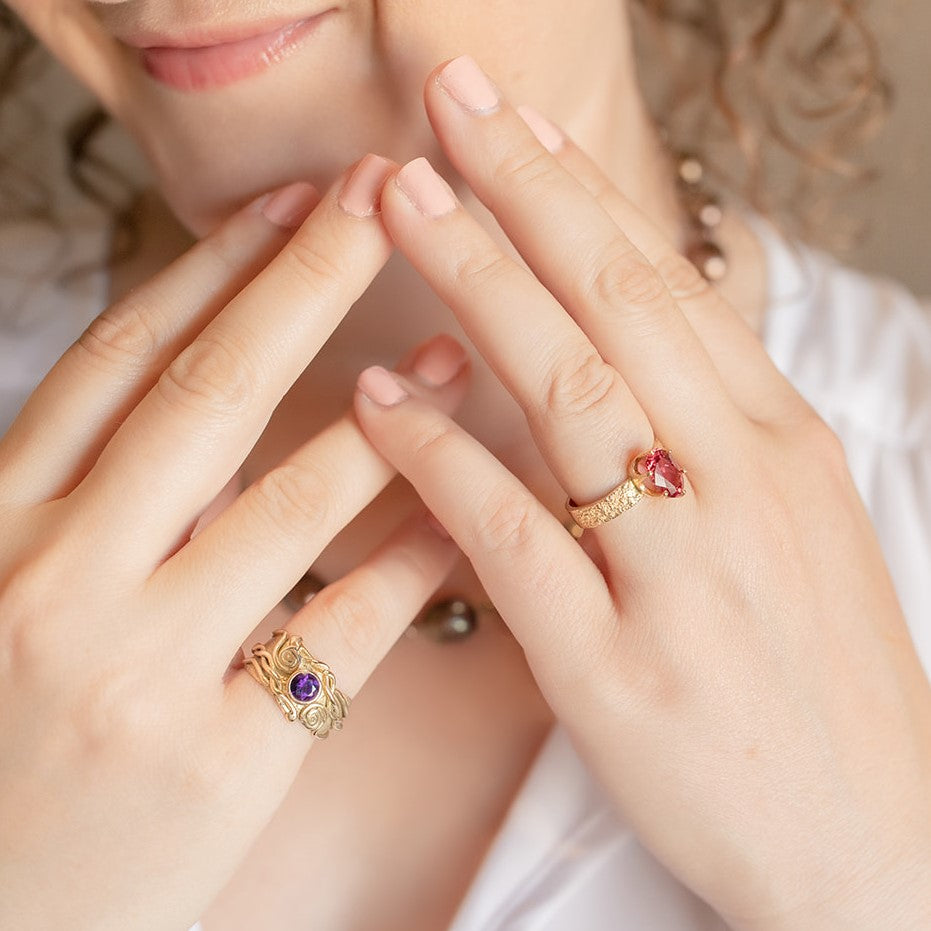 14K Gold and Spinel Sugar Ring