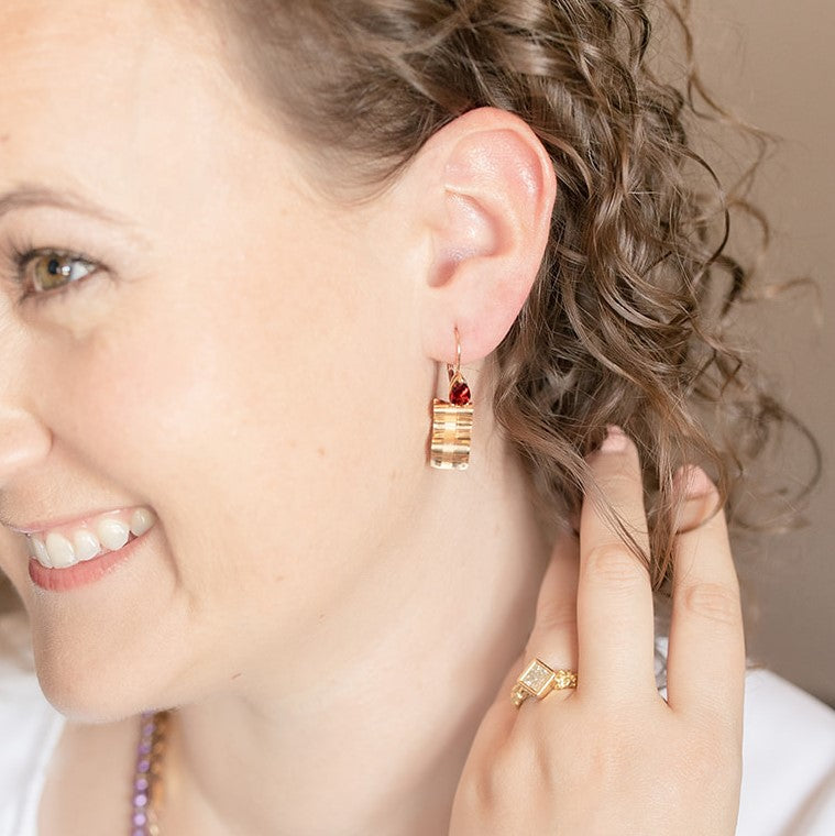 14K Gold and Garnet Ribbon Earrings