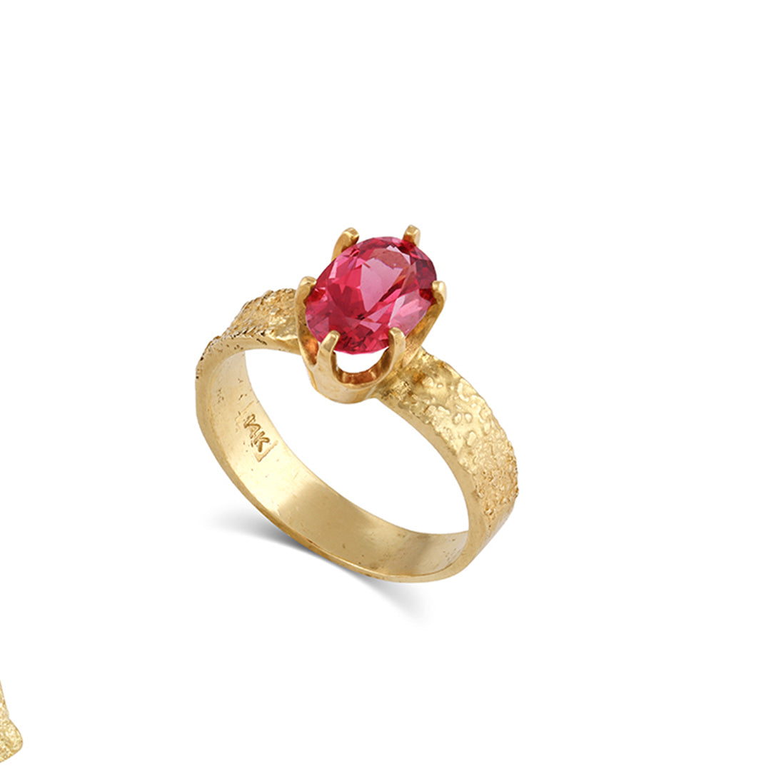 14K Gold and Spinel Sugar Ring