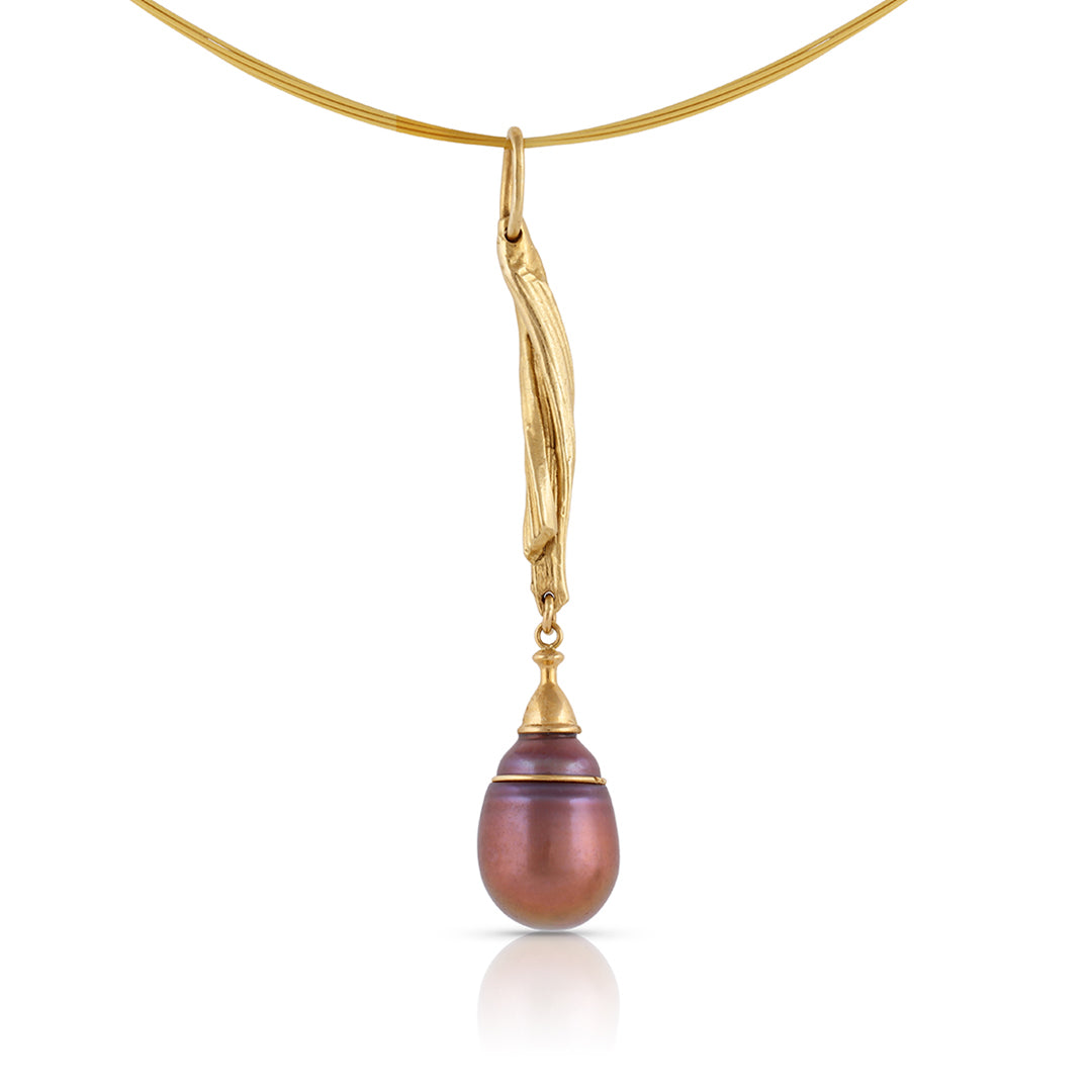 14K Gold Mitsuro Hikime Chocolate Pearl Pendant
