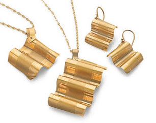 14K Ribbon Candy Inspired Pendant
