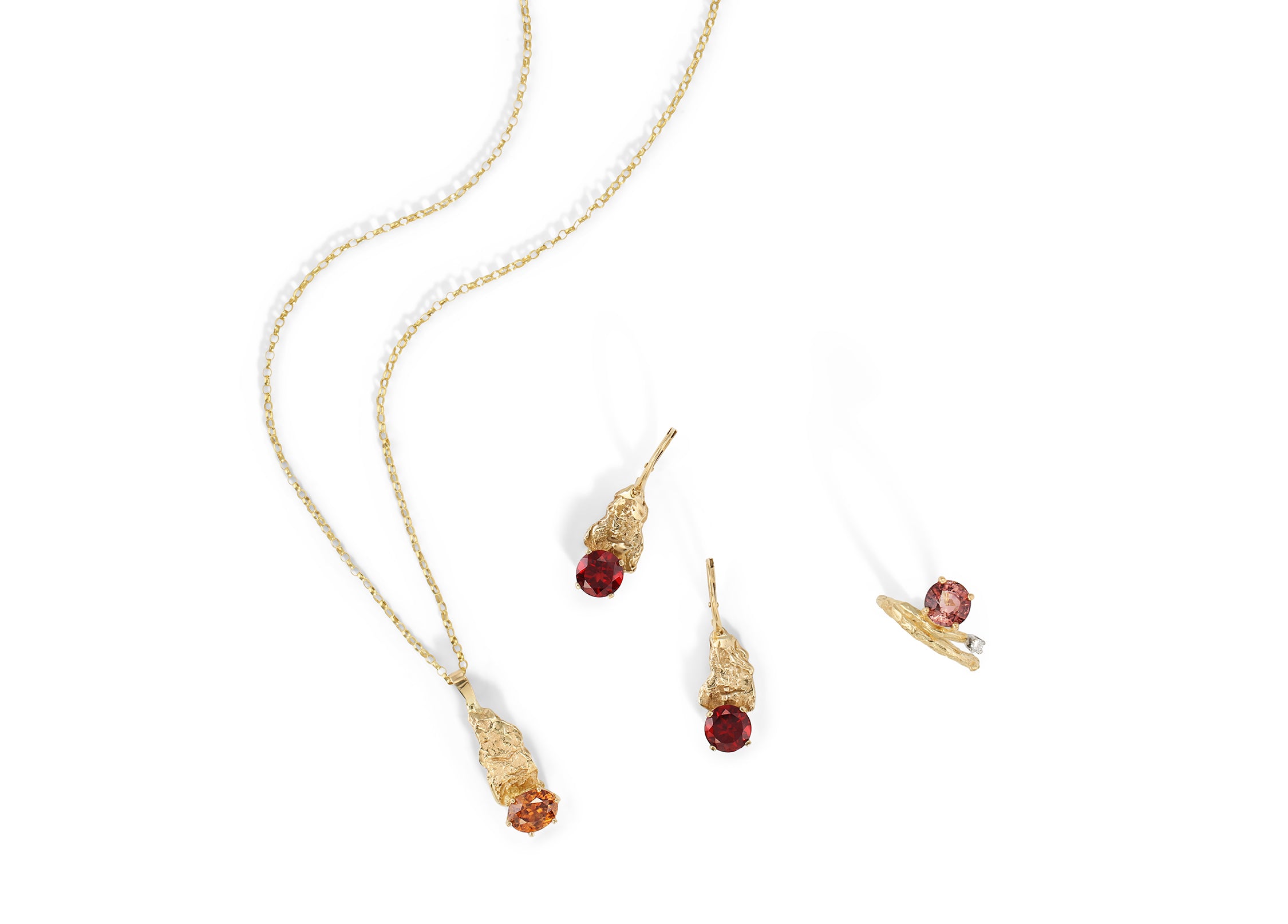 14K Gold Oak Bark & Garnet Earrings