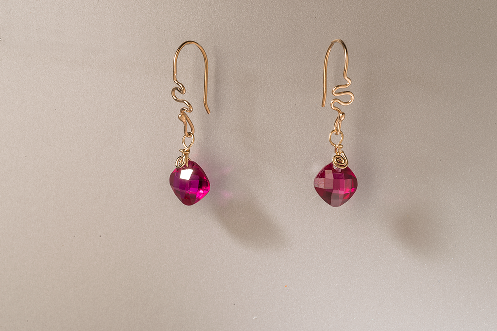 14K Gold Ribbons & Ruby Earrings